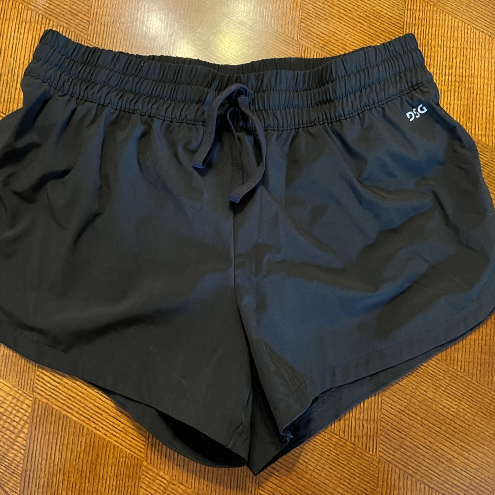 Dicks Sporting Goods womens size small black athletic shorts